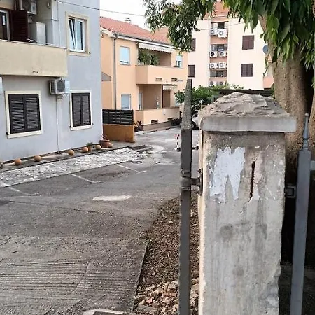 Marelja - Private Parking And Balcony