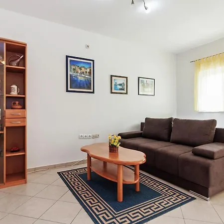 Marelja - Private Parking And Balcony