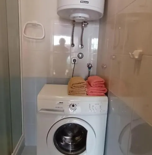 Marelja - Free Private Parking And Balcony Lägenhet