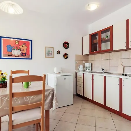 Apartmán Marelja - Private Parking And Balcony *