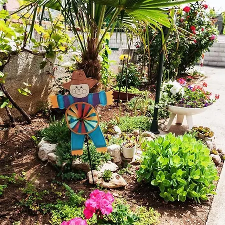 Apartman Marelja - Private Parking And Balcony